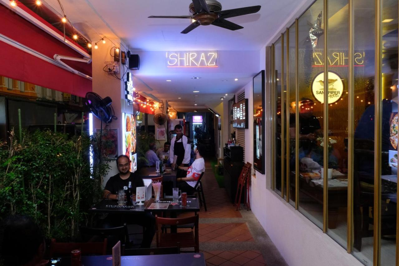 Single Sharing Room And Short Hours Stay At Sandpiper Hotel Singapura Exterior foto